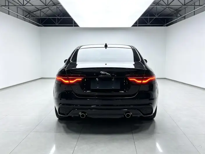 Jaguar XE L 2020 Model 2.0T 200PS R-DYNAMIC S Enterprising Sports Edition – фото 4