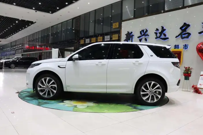 Land Rover Discovery Sport 2020 Model 249PS R-Dynamic S Performance version 5 seat – фото 3