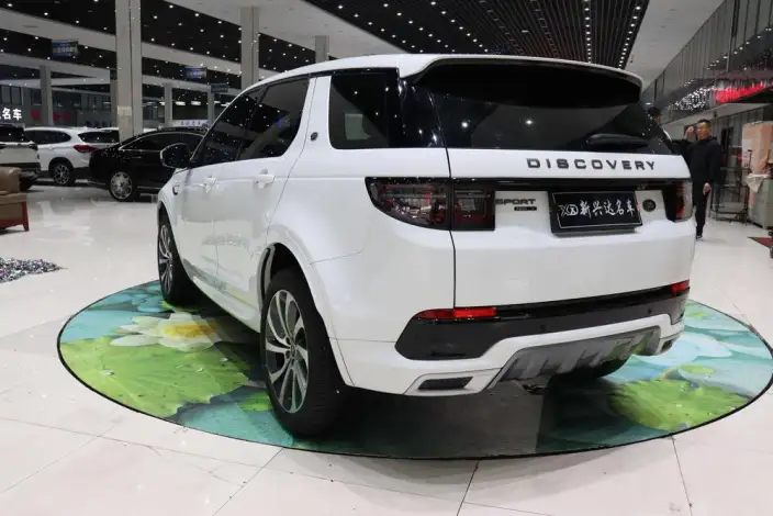 Land Rover Discovery Sport 2020 Model 249PS R-Dynamic S Performance version 5 seat – фото 4