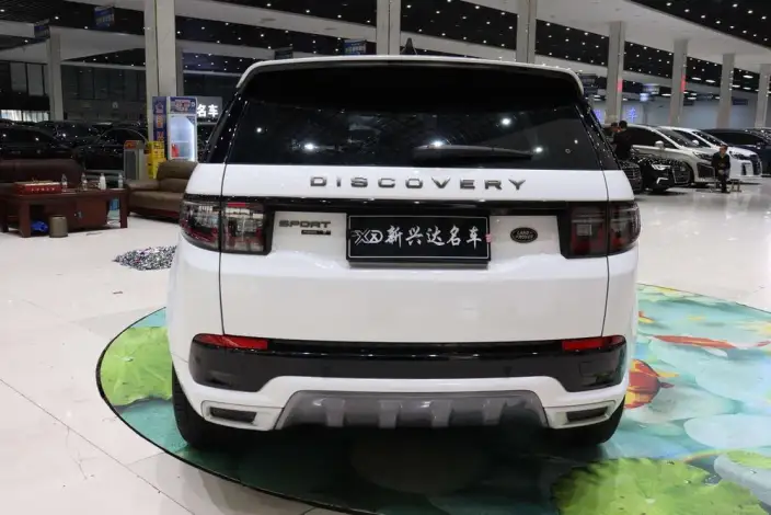 Land Rover Discovery Sport 2020 Model 249PS R-Dynamic S Performance version 5 seat – фото 5