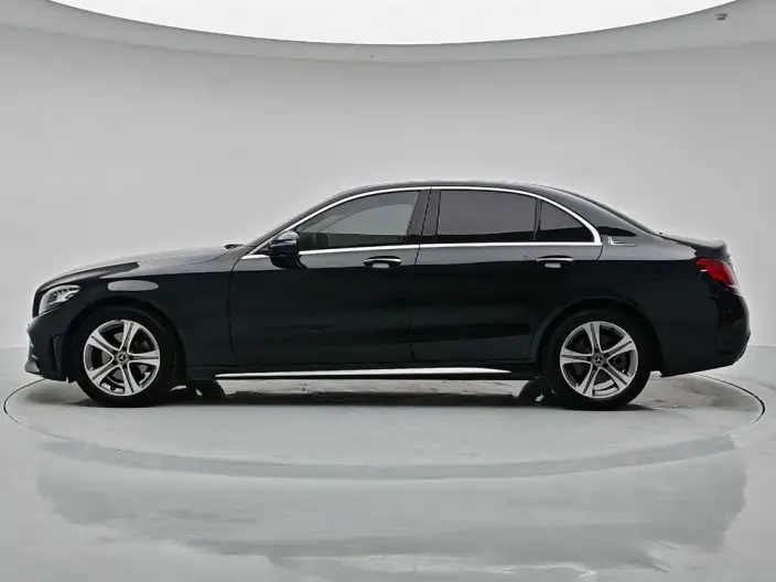 Mercedes-Benz C-Class 2021 Model C 260 L Sports Edition – фото 4
