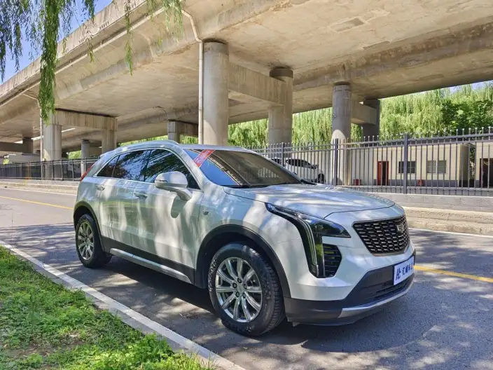 Cadillac XT4 2021 Model 28T 2WD Leading Model – фото 3