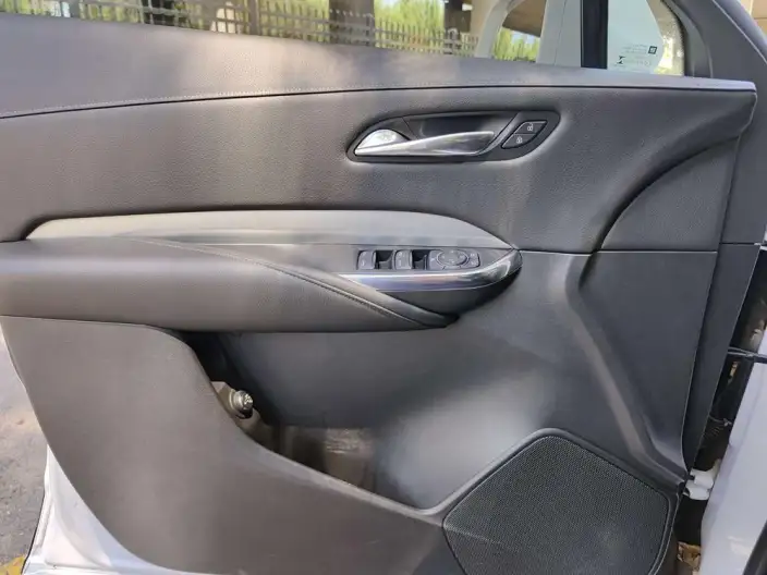 Cadillac XT4 2021 Model 28T 2WD Leading Model – фото 8