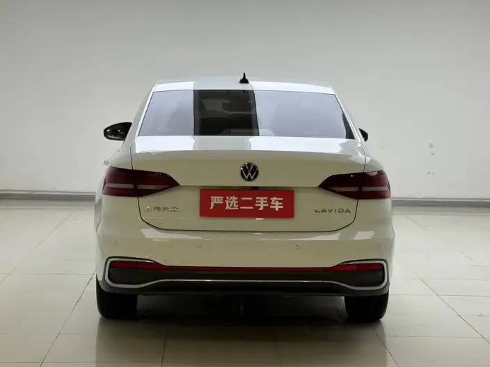 Volkswagen Lavida 2023 Model Facelift 1.5L Automatic Five million editions – фото 5
