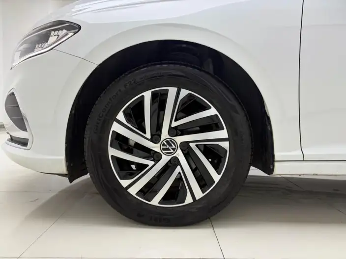Volkswagen Lavida 2023 Model Facelift 1.5L Automatic Five million editions – фото 8