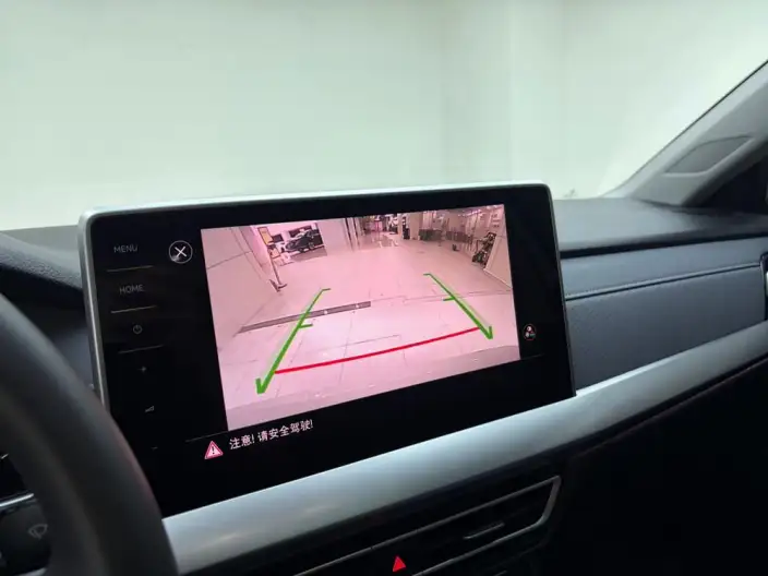 Volkswagen Lavida 2023 Model Facelift 1.5L Automatic Five million editions – фото 10