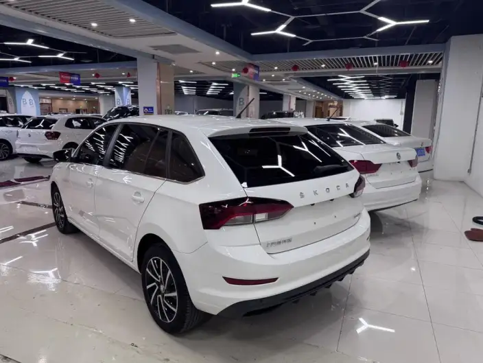 Spaceback 2020 Model 1.5L Automatic Comfort Edition – фото 4