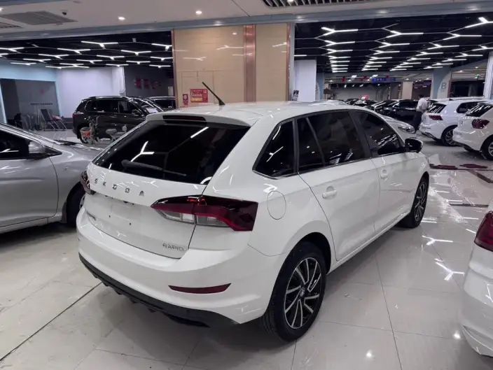 Spaceback 2020 Model 1.5L Automatic Comfort Edition – фото 6