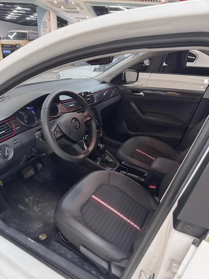Spaceback 2020 Model 1.5L Automatic Comfort Edition – фото 7
