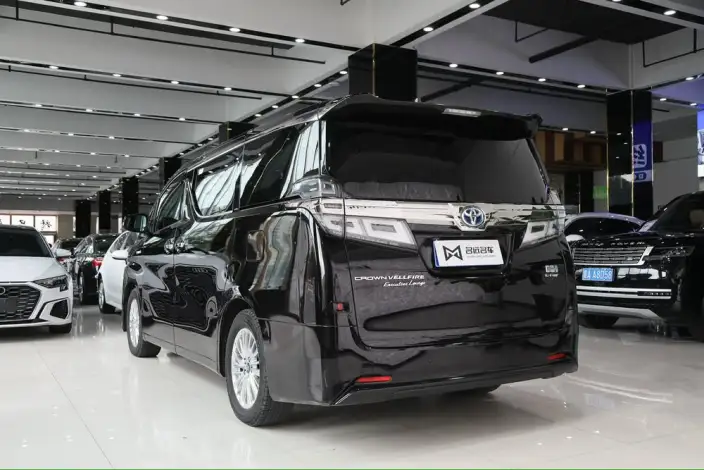 Vellfire 2021 Model Toyota Crown Hybrid 2.5L HV Premium Edition – фото 4