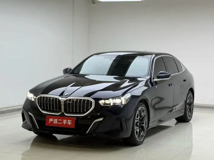 BMW 5 Series 2024 Model 530Li Exclusive Model M Sports Set – фото 1