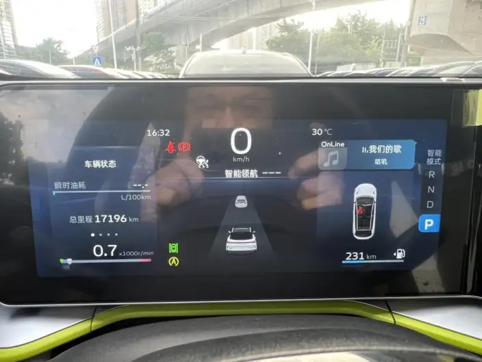 Geely Binyue 2022 Model Geely Binyue COOL 1.5T DCT Battle – фото 8
