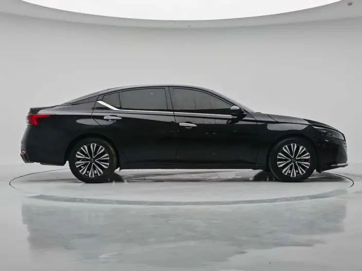 Nissan Teana 2022 Model 2.0L XL-TLS Yuexiang Edition – фото 8