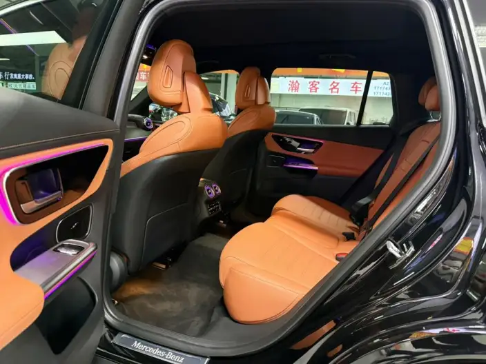 Mercedes-Benz GLC 2024 Model Facelift GLC 260 L 4MATIC Luxury Model 5 seat – фото 9