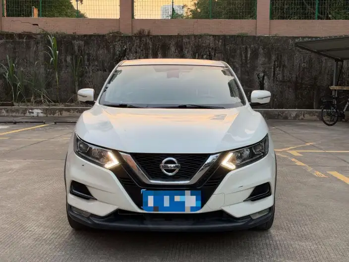 Nissan Qashqai 2021 Model 2.0L XV Smart Edition – фото 2