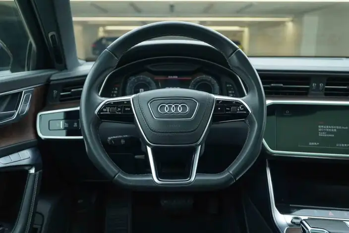 Audi A6L 2024 Model 55 TFSI quattro Exclusive Dynamic Model – фото 10