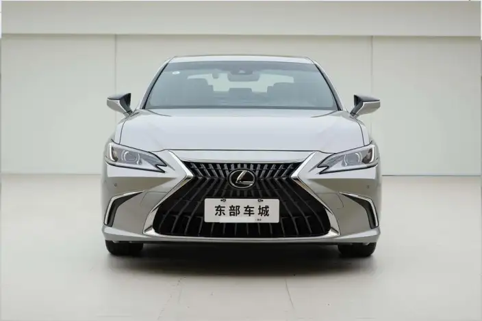 Lexus ES 2022 Model 300h Superior Edition – фото 2