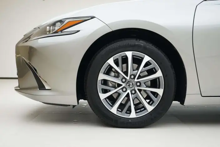 Lexus ES 2022 Model 300h Superior Edition – фото 10