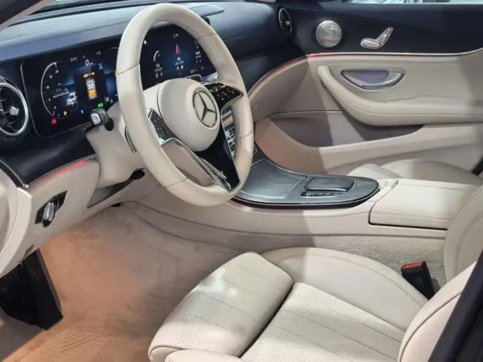 Mercedes-Benz E-Class 2021 Model E 260 L sedan – фото 9