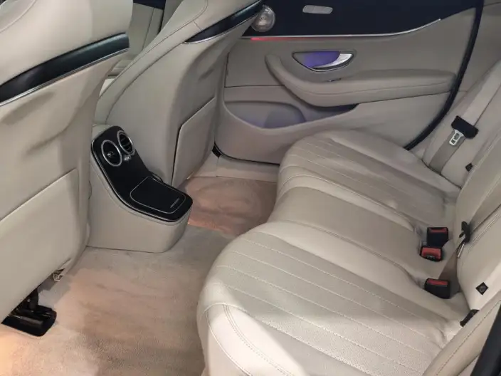 Mercedes-Benz E-Class 2021 Model E 260 L sedan – фото 10