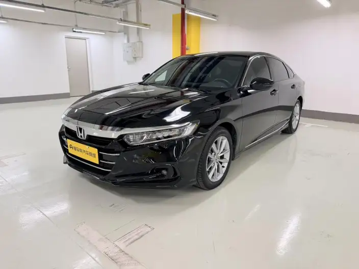 Honda Accord 2022 Model 260TURBO Deluxe Edition – фото 1