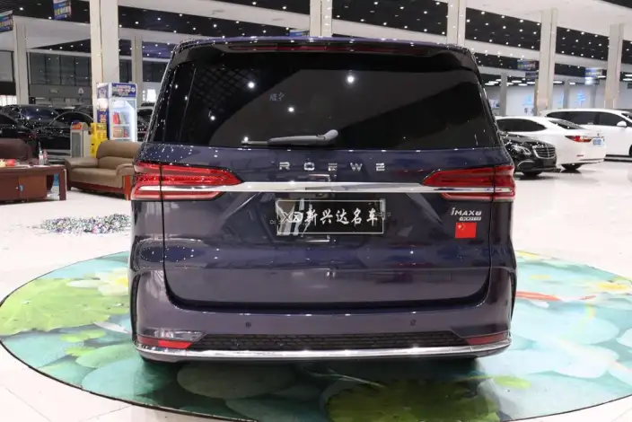 Roewe iMAX8 2022 Model 400TGI Zunrong Edition – фото 5