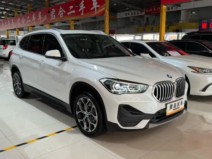 BMW X1 2021 Model sDrive25Li Leading Model – фото 3
