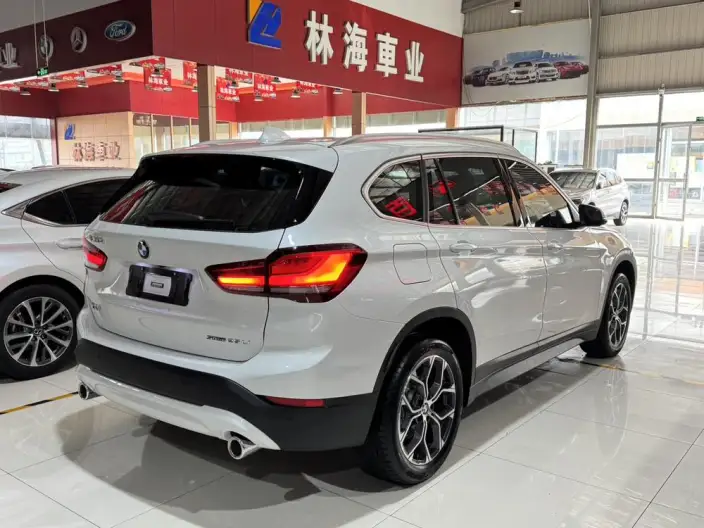 BMW X1 2021 Model sDrive25Li Leading Model – фото 6