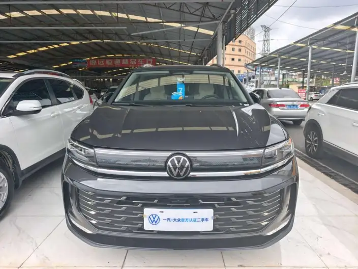 Talagon 2026 Model 450TSI 4WD Supreme Edition 6 seat – фото 2