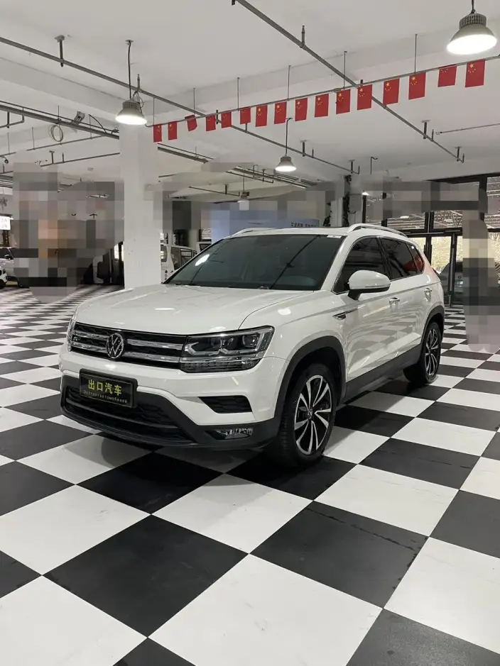 Volkswagen Tharu 2022 Model 280TSI 2WD Deluxe Edition – фото 1