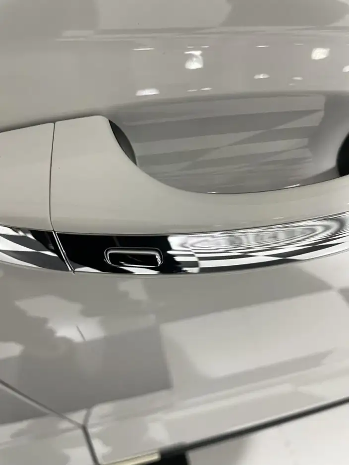 Volkswagen Tharu 2022 Model 280TSI 2WD Deluxe Edition – фото 10