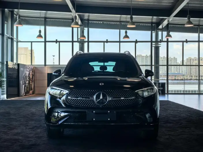 Mercedes-Benz GLC 2025 Model Facelift GLC 300 L 4MATIC Dynamic Model 5 seat – фото 2