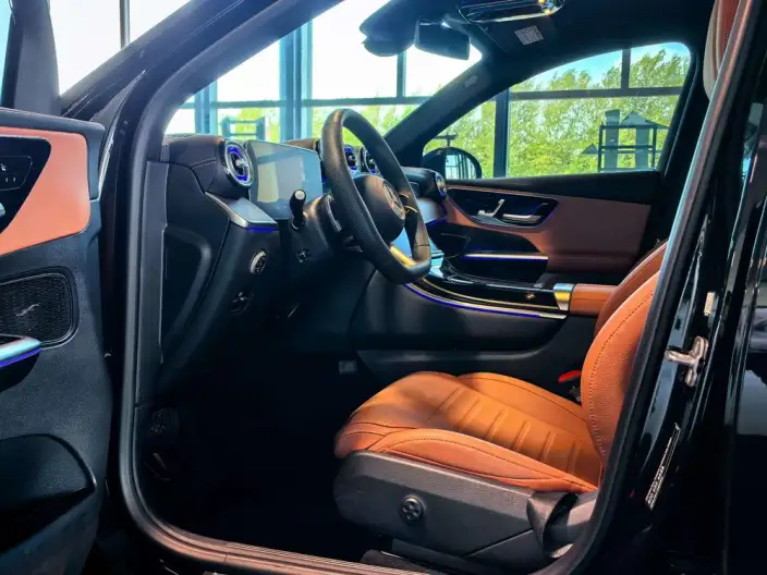 Mercedes-Benz GLC 2025 Model Facelift GLC 300 L 4MATIC Dynamic Model 5 seat – фото 10