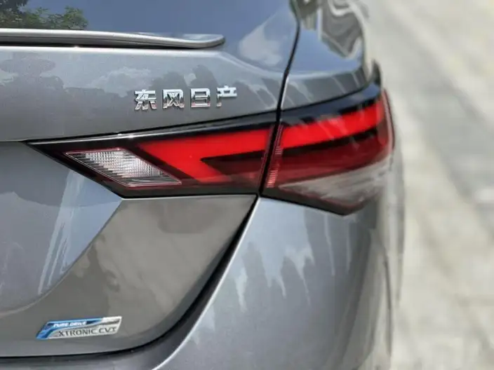 Nissan Sylphy 2021 Model 1.6L XL CVT Yuexiang Edition – фото 9