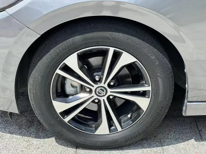 Nissan Sylphy 2021 Model 1.6L XL CVT Yuexiang Edition – фото 10