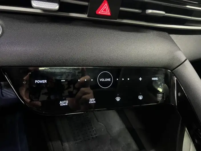 Hyundai Ioniq 2022 Model 1.5L CVT LUX Premium Edition – фото 8