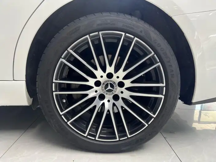 Mercedes-Benz C-Class 2024 Model Facelift C 260 L Sports Edition – фото 5