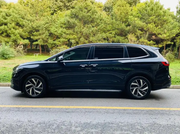 Viloran 2023 Model Facelift 330TSI Deluxe Edition – фото 4