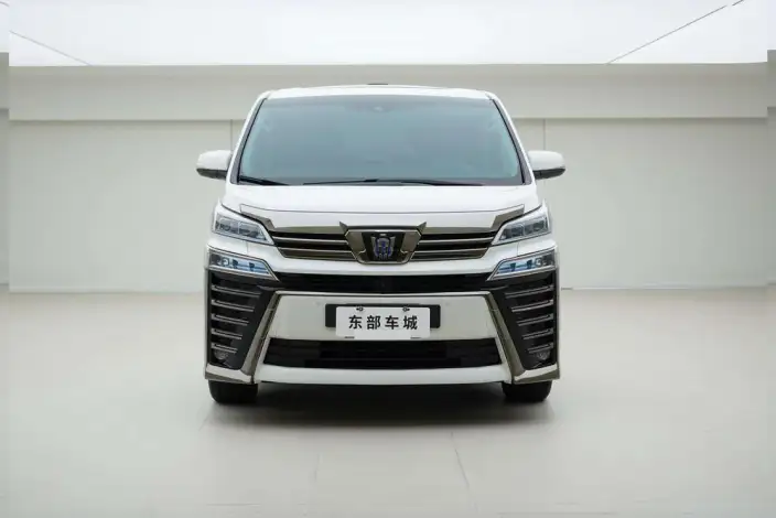 Vellfire 2021 Model Toyota Crown Hybrid 2.5L HV Deluxe Edition – фото 2