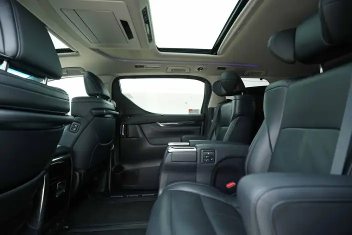 Vellfire 2021 Model Toyota Crown Hybrid 2.5L HV Deluxe Edition – фото 9