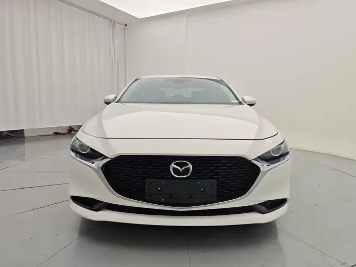Mazda3 Axela 2021 Model 2.0L Automatic Zhi Ya Edition – фото 2