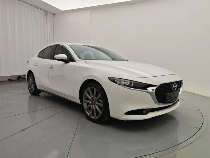 Mazda3 Axela 2021 Model 2.0L Automatic Zhi Ya Edition – фото 3