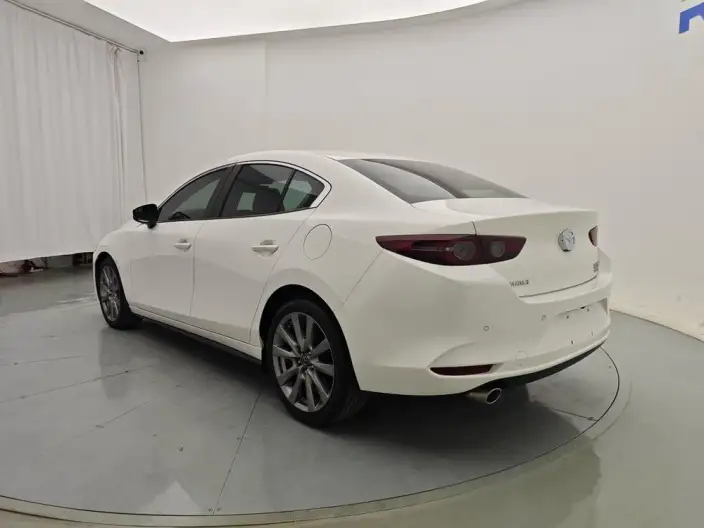 Mazda3 Axela 2021 Model 2.0L Automatic Zhi Ya Edition – фото 4