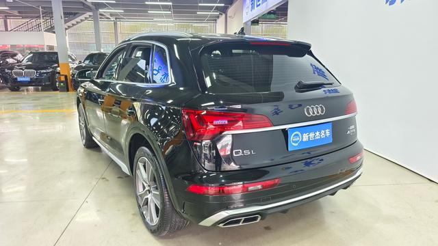 Audi Q5L 2022 Facelift 45T Luxury Dynamic – фото 10