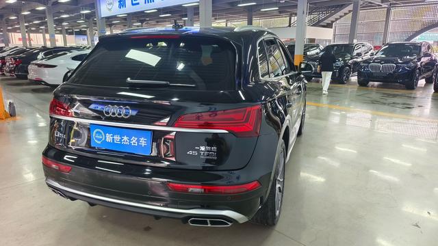 Audi Q5L 2022 Facelift 45T Luxury Dynamic – фото 12