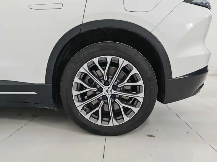 NIO EC6 2024 Model 75kWh – фото 9