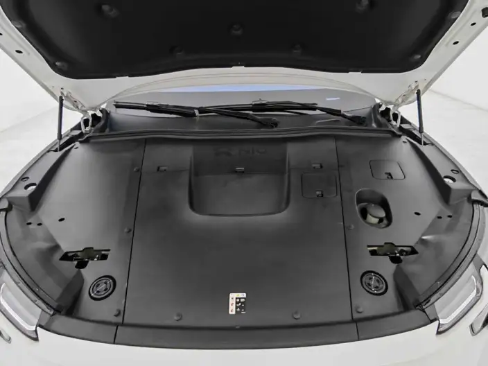 NIO EC6 2024 Model 75kWh – фото 10