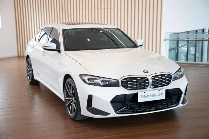 BMW 3 Series 2025 Model 325Li M Sports Set – фото 3
