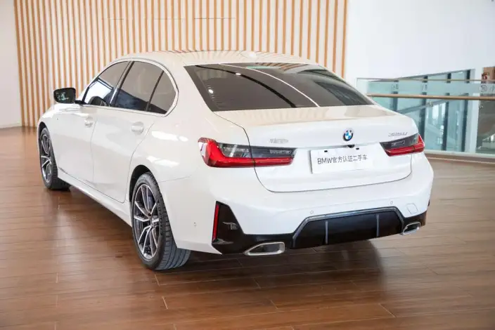 BMW 3 Series 2025 Model 325Li M Sports Set – фото 5