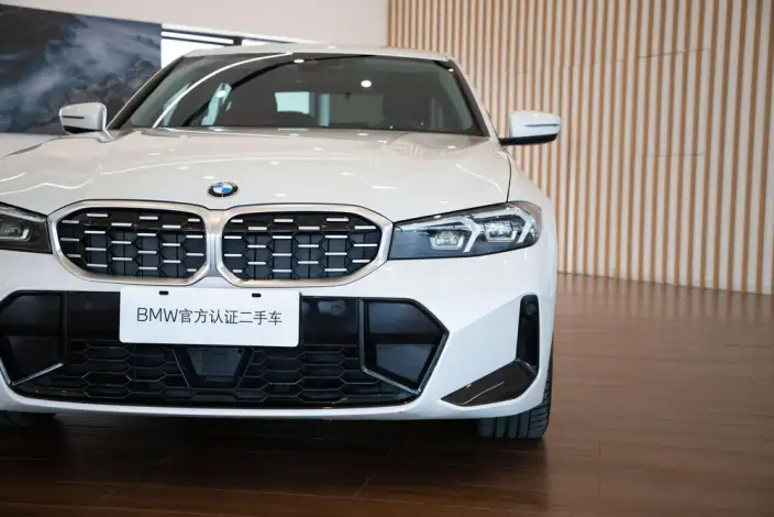 BMW 3 Series 2025 Model 325Li M Sports Set – фото 9